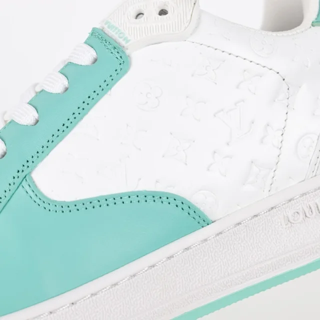 Louis Vuitton Sneakers Low-top lace-up product detail image 21
