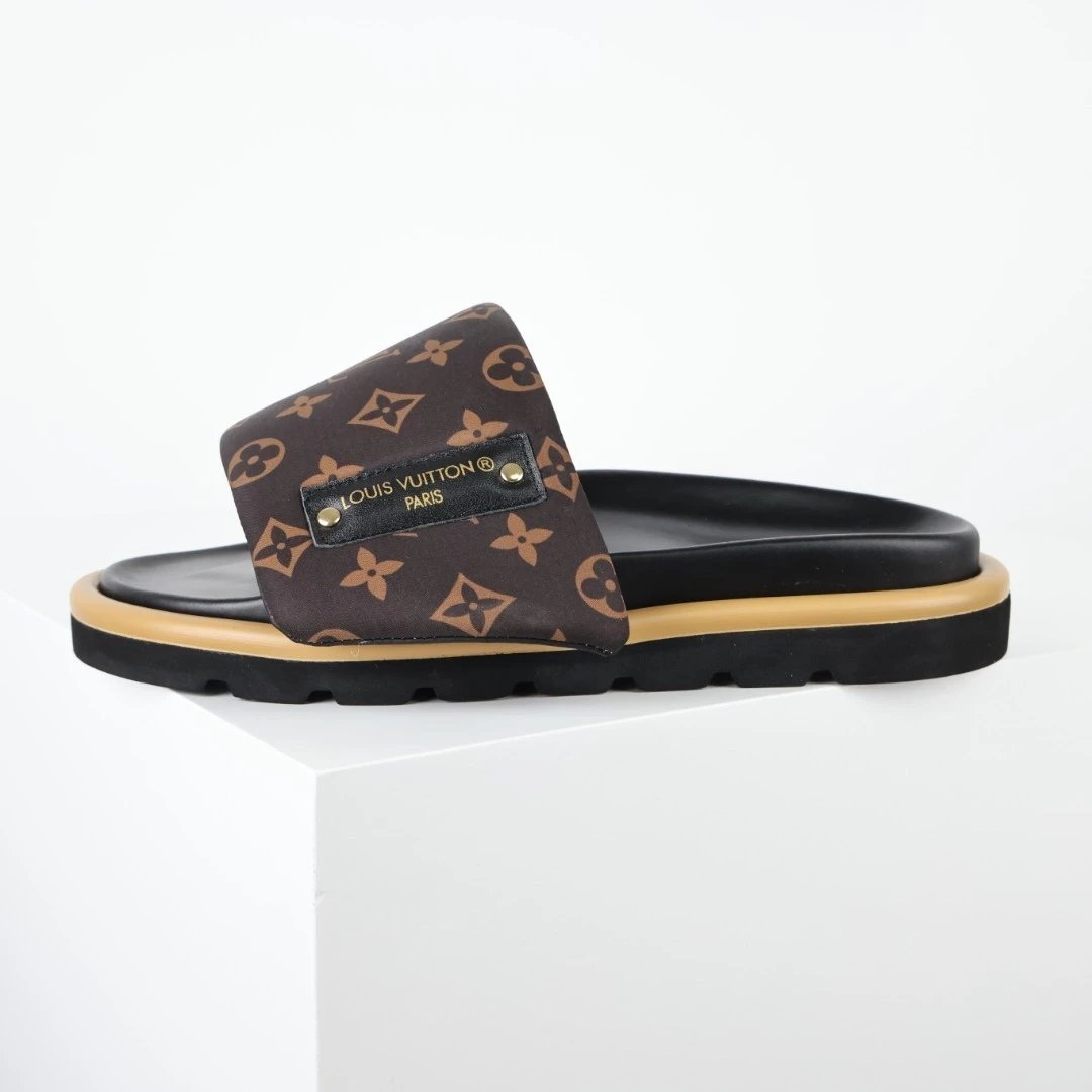 Louis Vuitton Sandals C8 Monogram Slide — LV slippers black brown