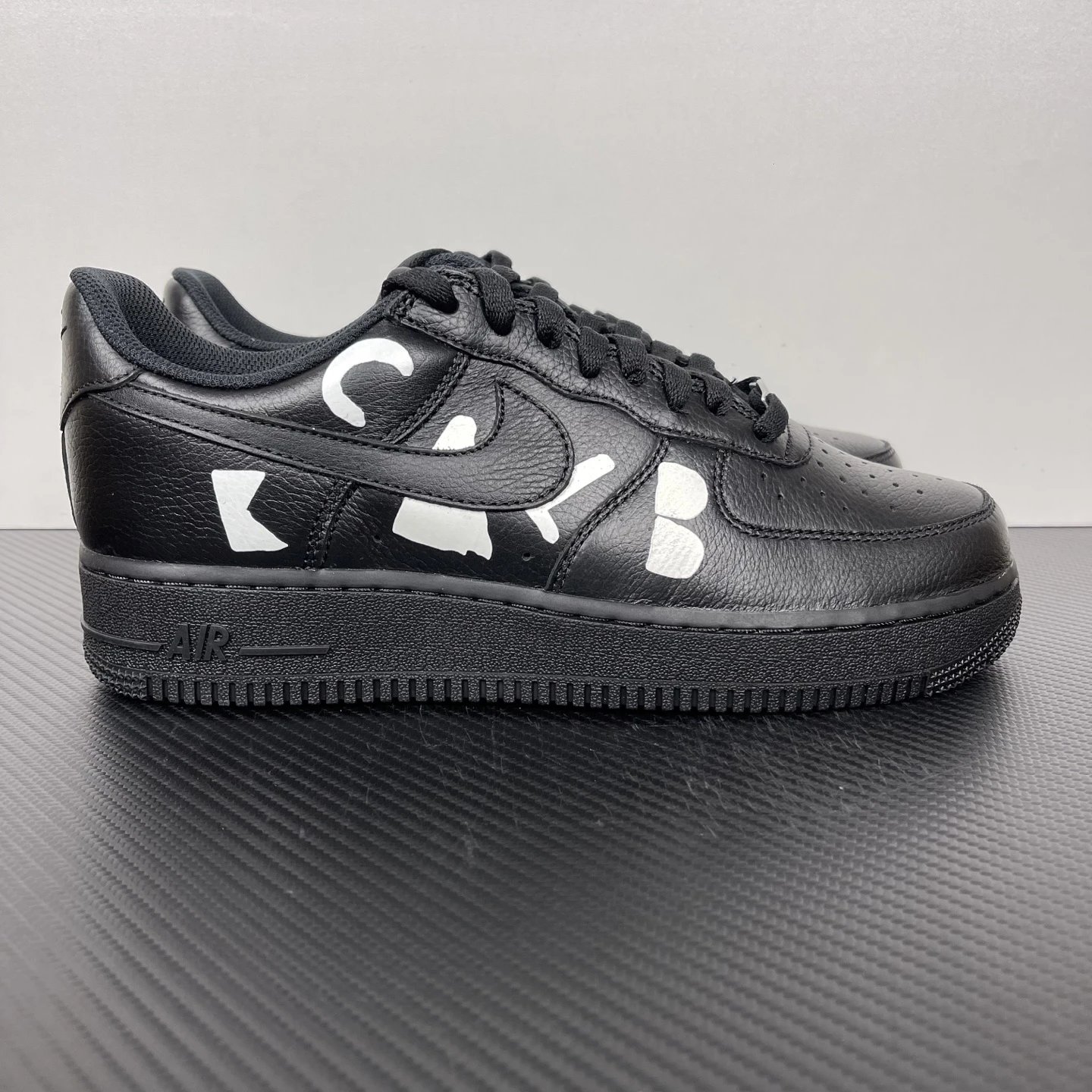 BLACK CDG black（IB9949-001）