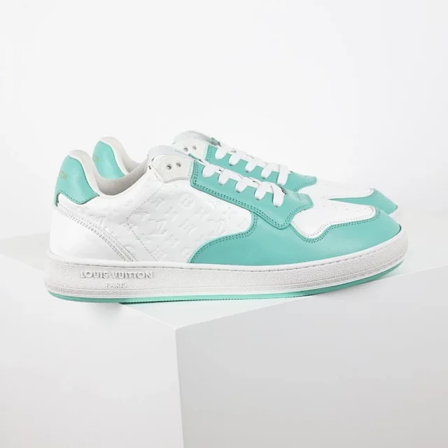 Louis Vuitton Sneakers Low-top lace-up product detail image 25