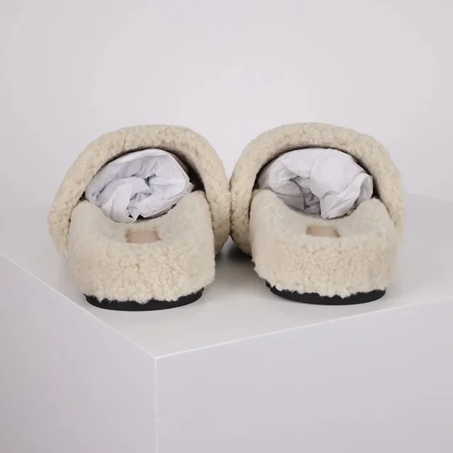 Louis Vuitton Slippers A2 plush open-toe slide product detail image 13
