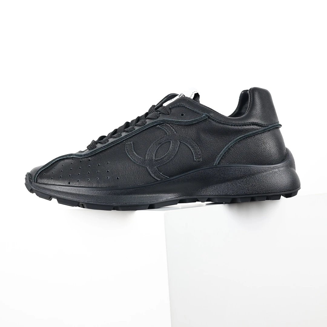 Chanel Sneakers Quilted low-top — Chanel 2025C New Running Shoes Black