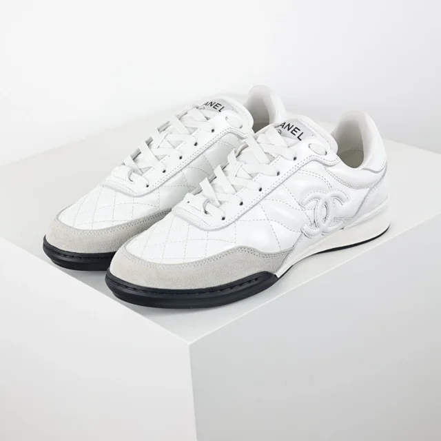 Chanel Sneakers Quilted low-top product detail image 15