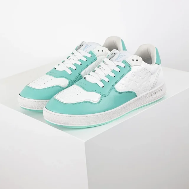 Louis Vuitton Sneakers Low-top lace-up product detail image 26