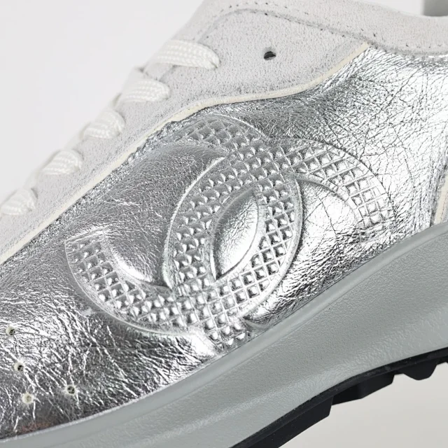 Chanel Sneakers Quilted low-top product detail image 47
