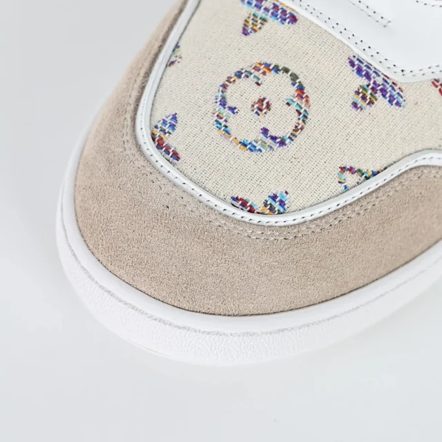 Louis Vuitton Sneakers Low-top lace-up product detail image 14