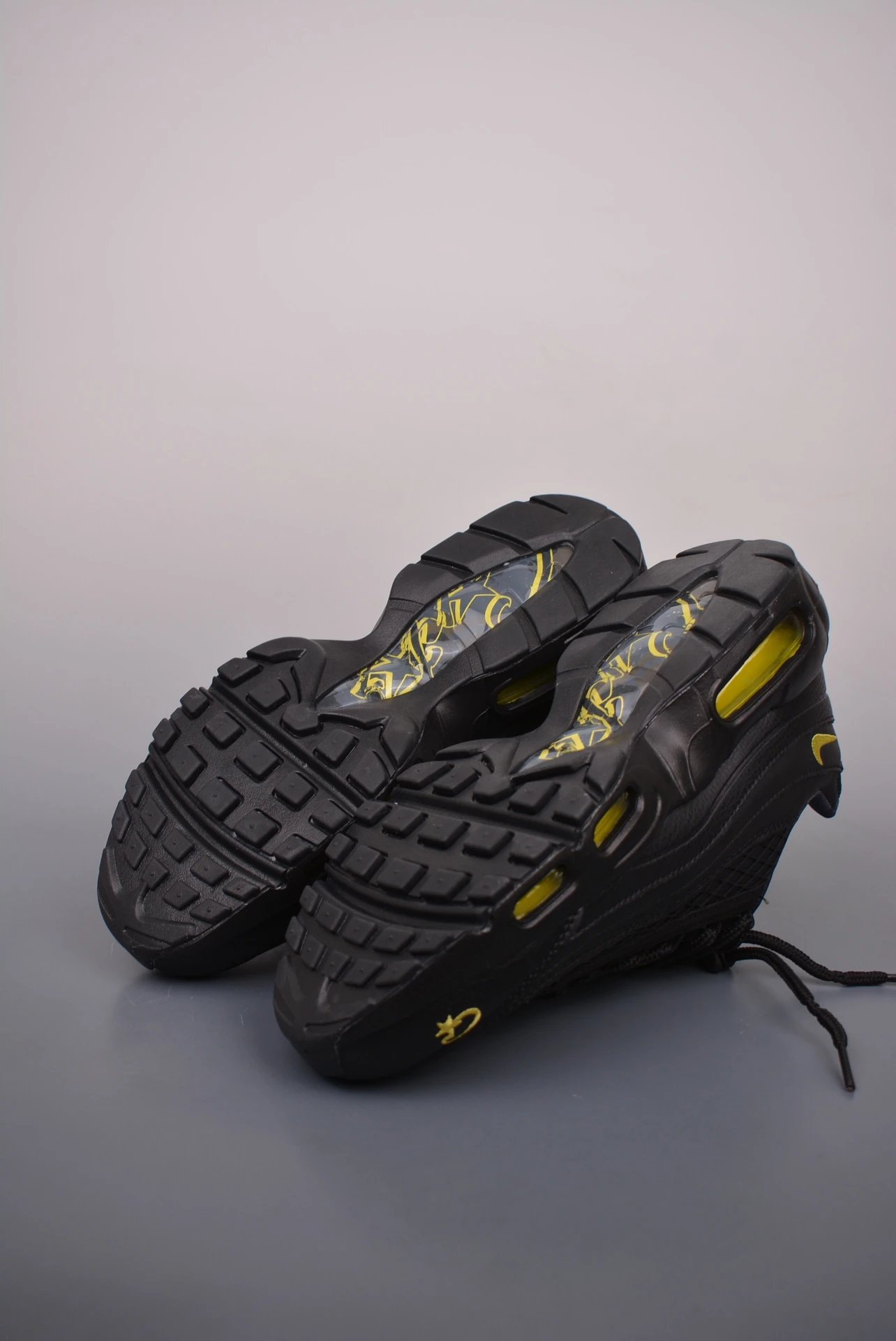 Corteiz Black and Yellow Sneakers product photo 3