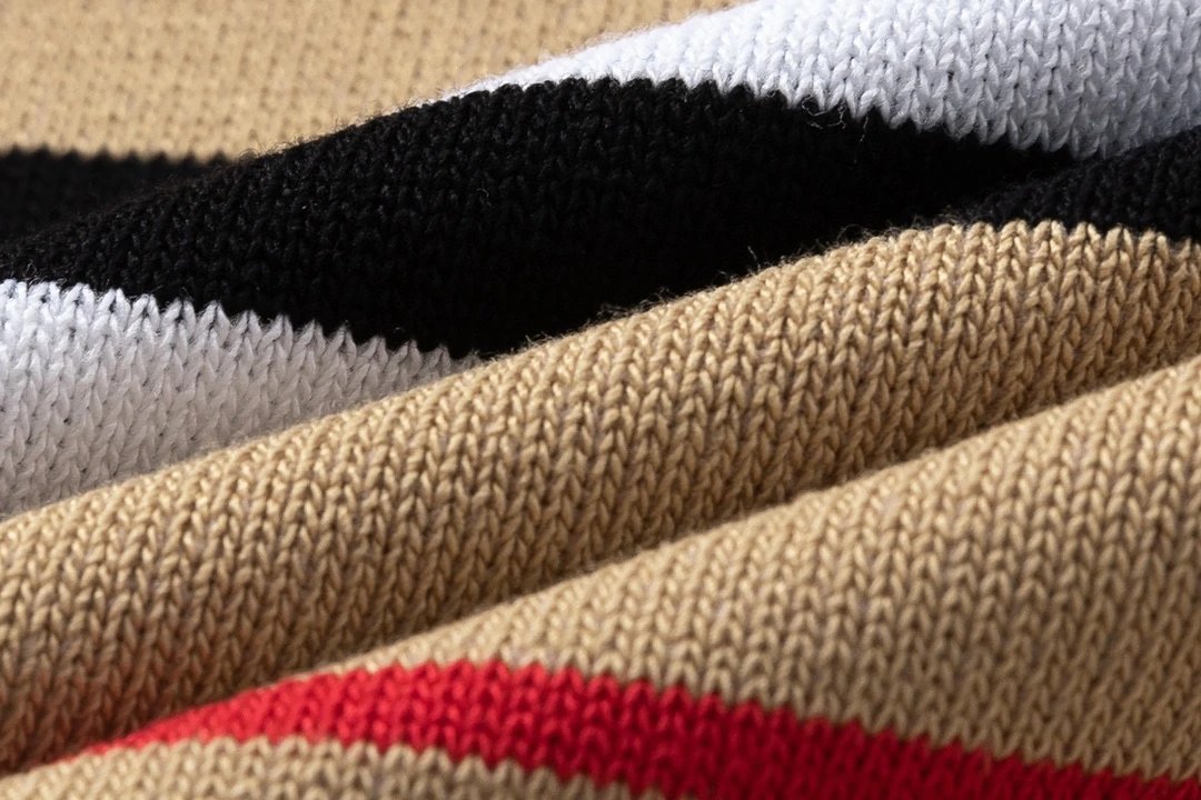 Burberry Logo-Embroidered Black T-Shirt - 11