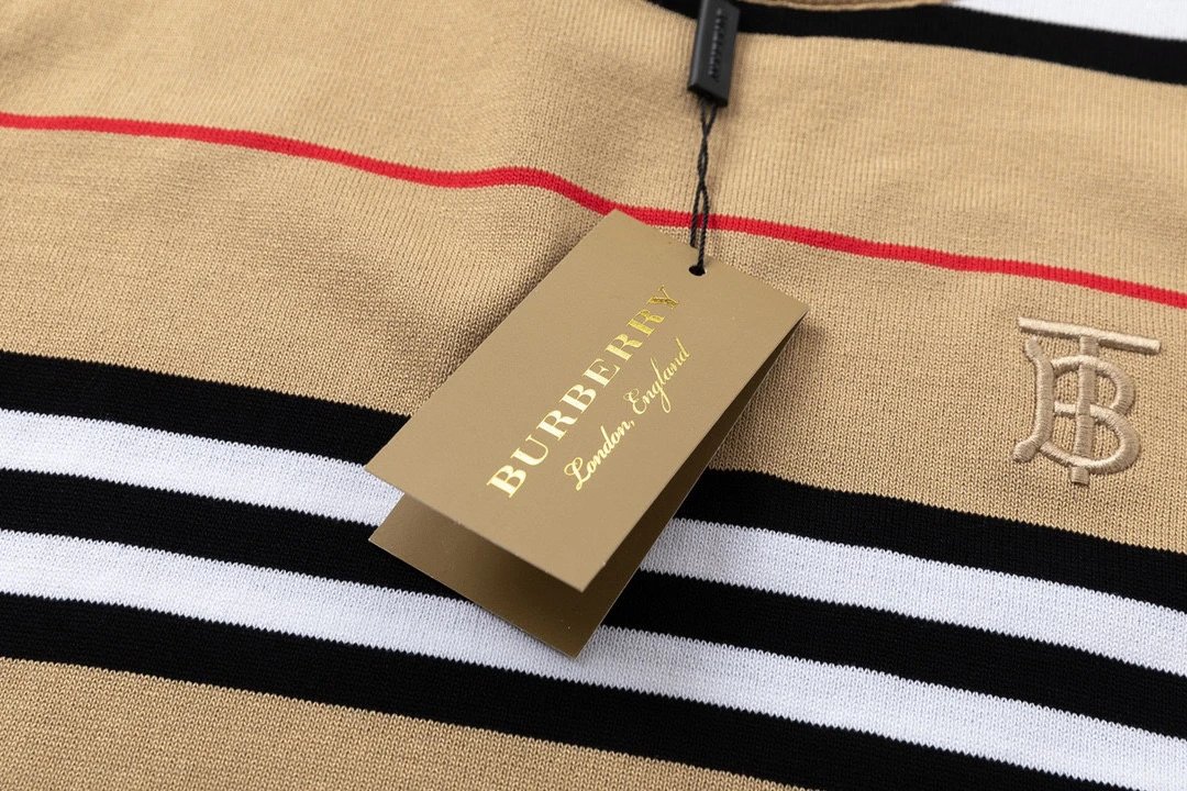 Burberry Logo-Embroidered Black T-Shirt - 9