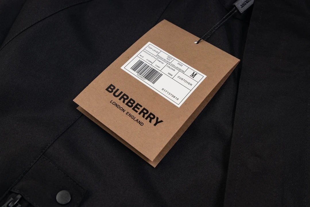 Burberry Logo-Embroidered Windbreaker Black Jacket Outerwear.windbreaker - 8