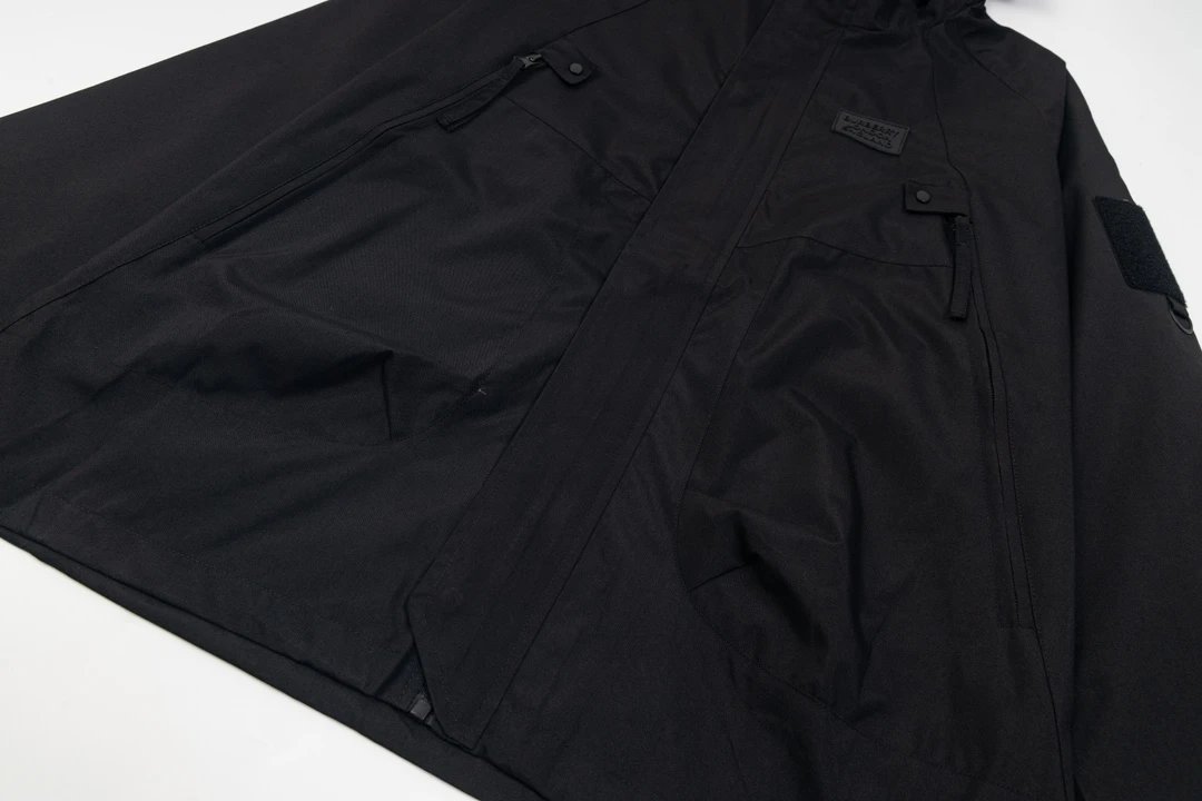 Burberry Logo-Embroidered Windbreaker Black Jacket Outerwear.windbreaker - 9