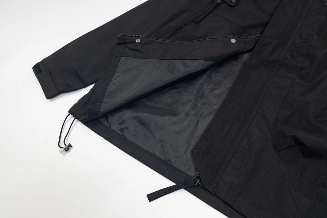 Burberry Logo-Embroidered Windbreaker Black Jacket Outerwear.windbreaker - 16