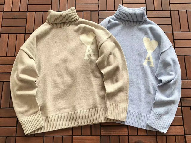 AMI Sweater: seller detail photo 11