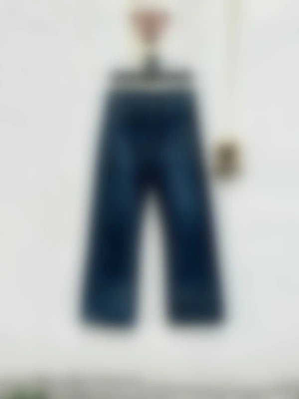 Jeans preview 4