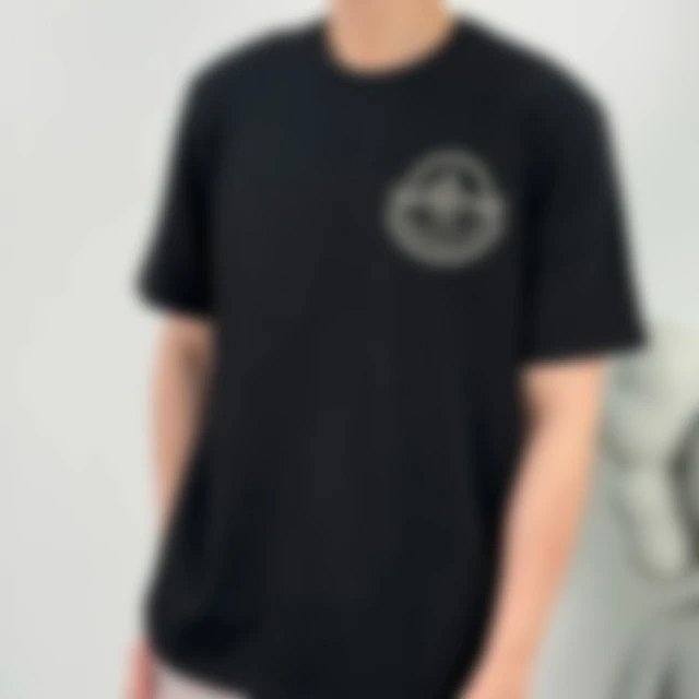 P199 Item ID 9035 Mon x RocNation collaboration solid color left chest logo short sleeved T-shirt