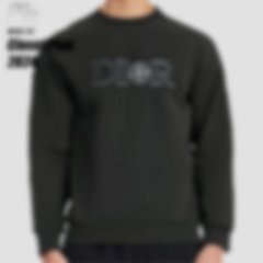 Co branded round neck black