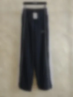 thumbnail for L16765-H33