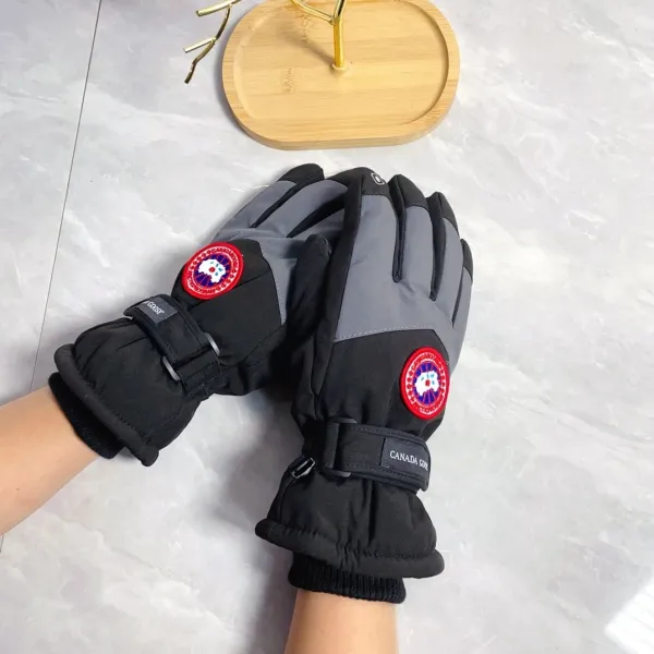 Canada Goose Arctic Tech Gloves Black / Gray - 1