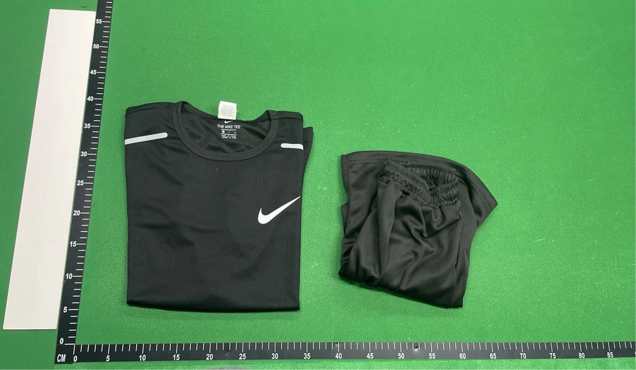 Nike Reflective Performance Set Red/Black Activewear - 12