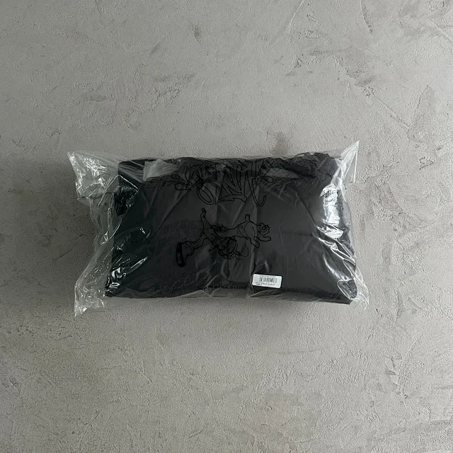 Stüssy Down Jackets Hooded quilted puffer jacket with logo hood product detail image 13