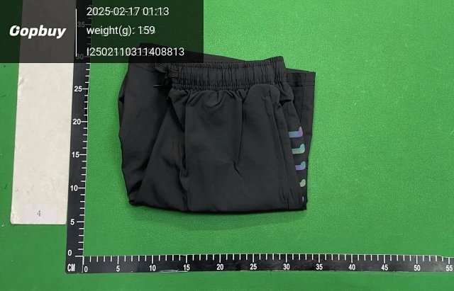Under Armour Shorts Set: seller detail photo 10