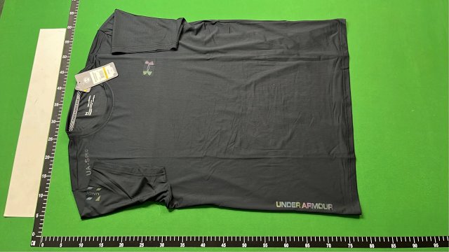 Under Armour Shorts Set: seller detail photo 4