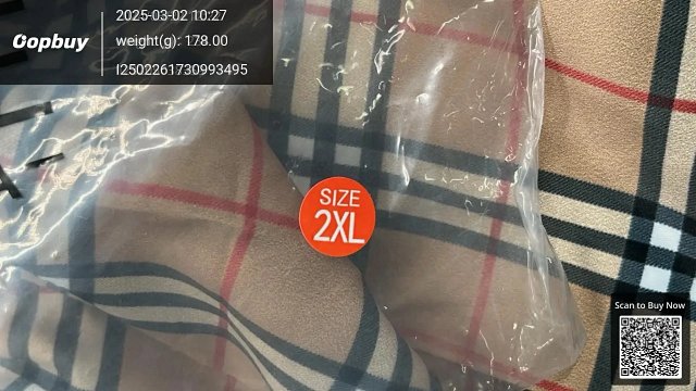 Burberry Shorts: seller detail photo 6