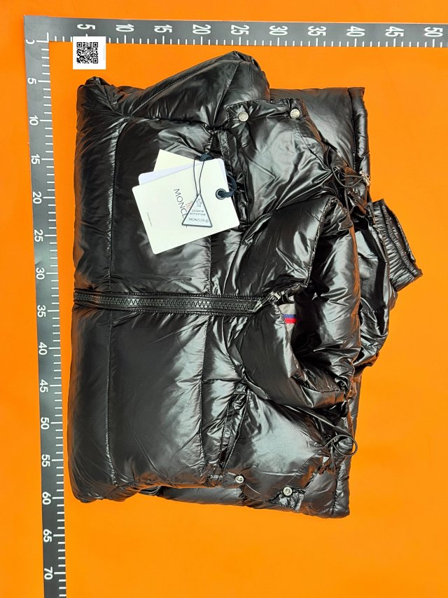 Moncler Down Jacket: seller detail photo 4
