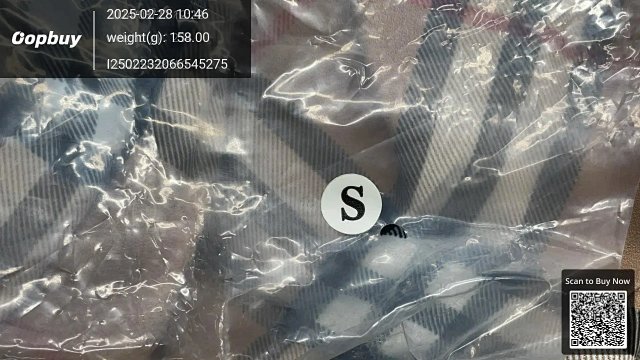 Burberry Shorts: seller detail photo 10
