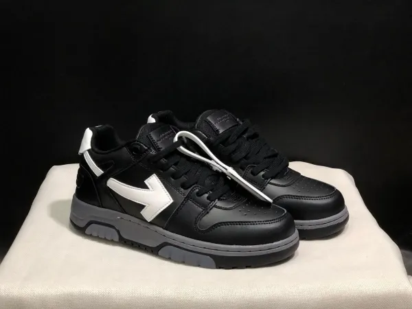 Off-White Arrow Low Black/White Sneakers - 1