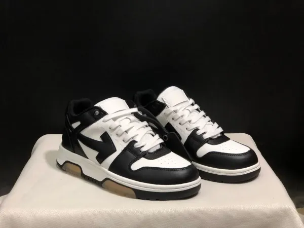Off-White Diagonal Arrow Low Top Sneakers Light Blue and White - 6
