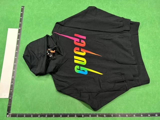 Gucci Hoodies & Sweatshirts Crewneck logo-print sweatshirt product detail image 4