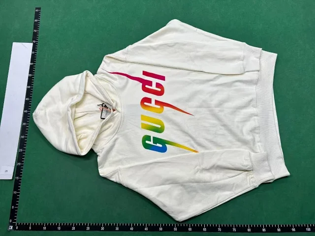 Gucci Hoodies & Sweatshirts Crewneck logo-print sweatshirt product detail image 5