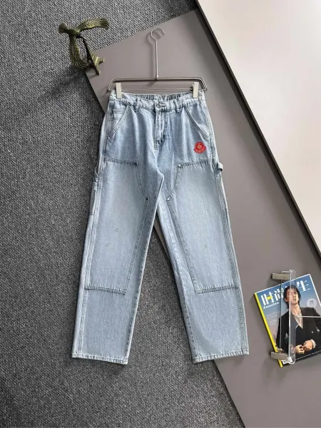 Moncler Logo Patch Light Wash Carpenter Jeans - 1
