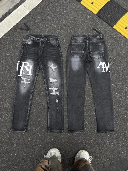 Amiri Distressed Logo Jeans Black - 1