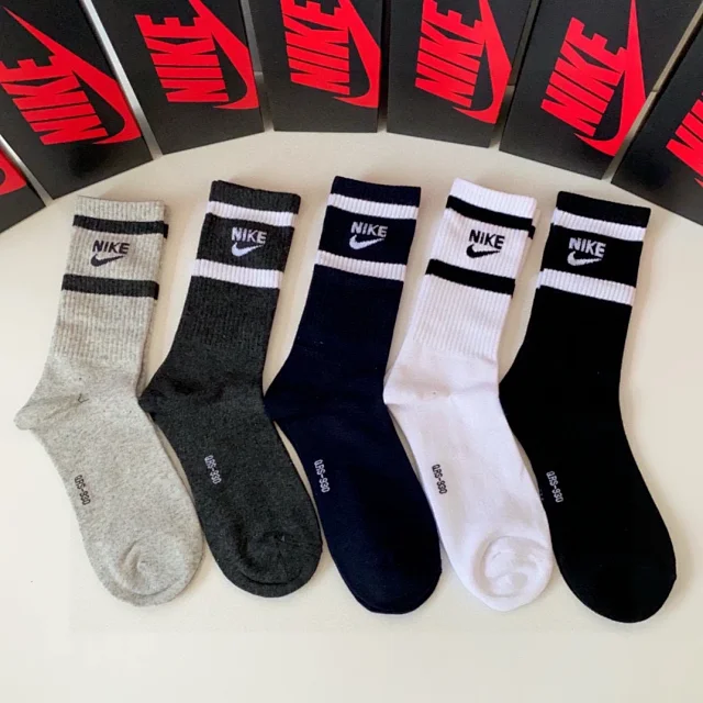 Dior Socks Logo Crew product detail image 14