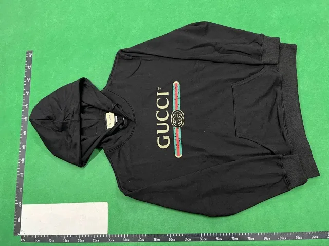 Gucci Hoodies & Sweatshirts Crewneck Logo Print Sweatshirt product detail image 6