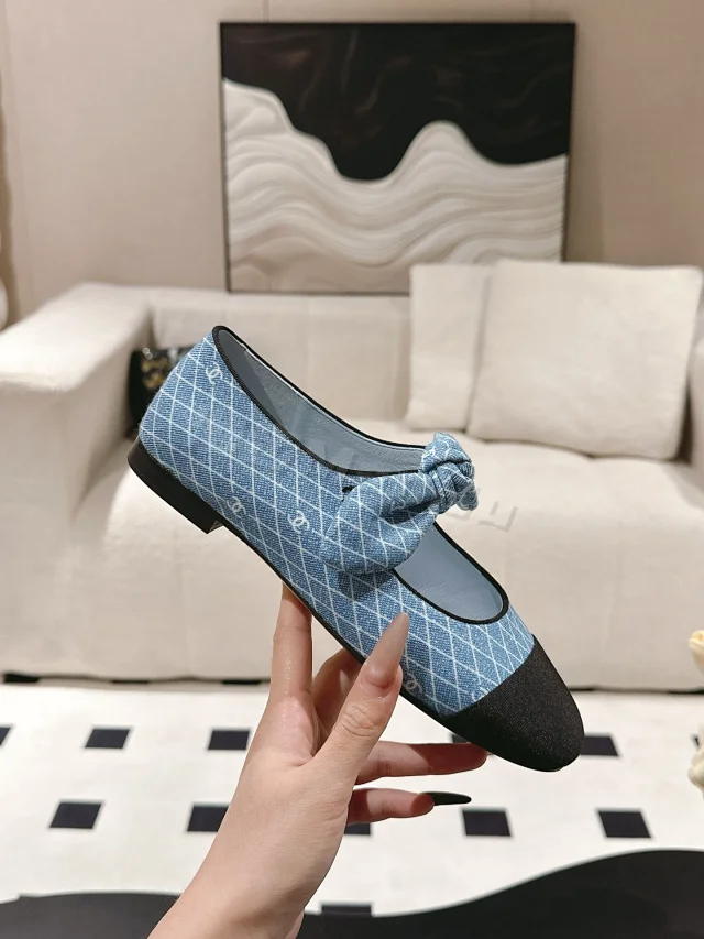 Chanel Leather Shoes Bow Cap-Toe Ballet Flats product detail image 48