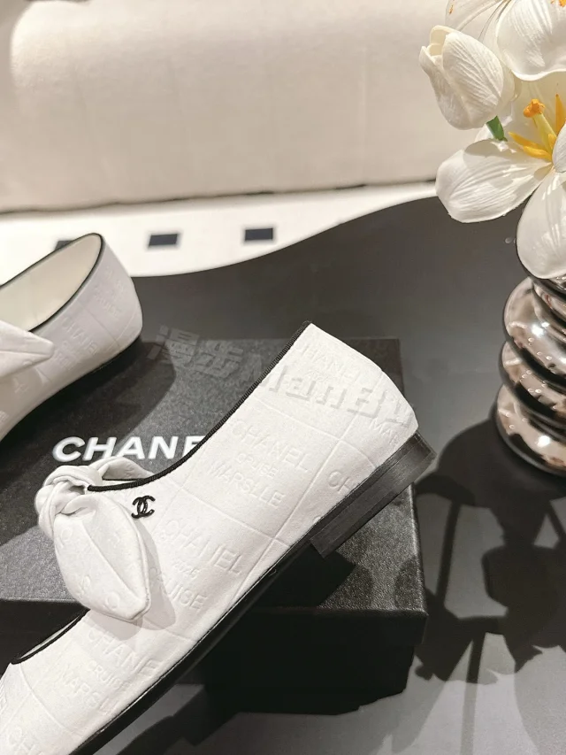 Chanel Leather Shoes Bow Cap-Toe Ballet Flats product detail image 21