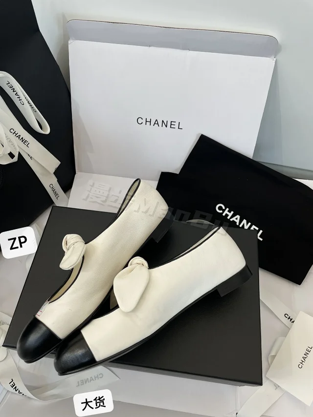 Chanel Leather Shoes Bow Cap-Toe Ballet Flats product detail image 9