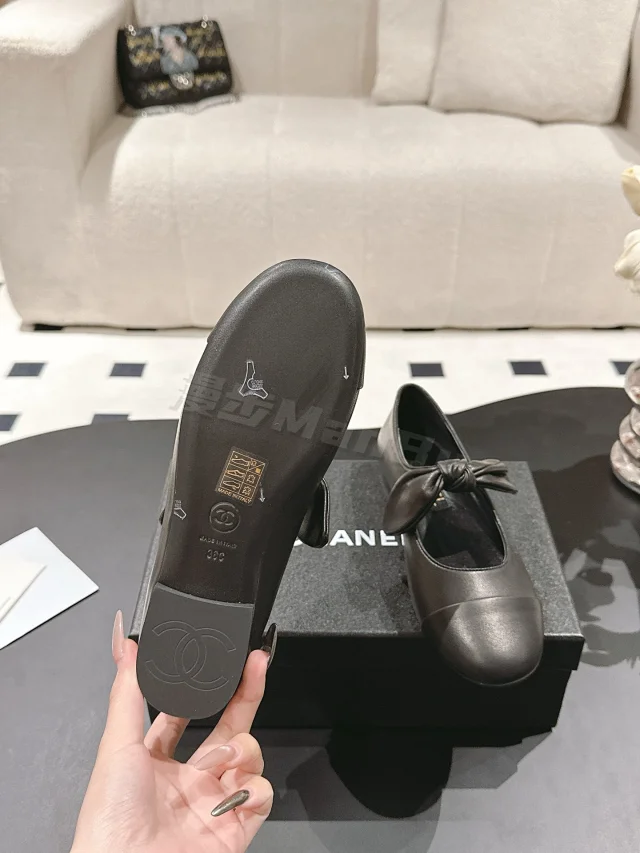 Chanel Leather Shoes Bow Cap-Toe Ballet Flats product detail image 92