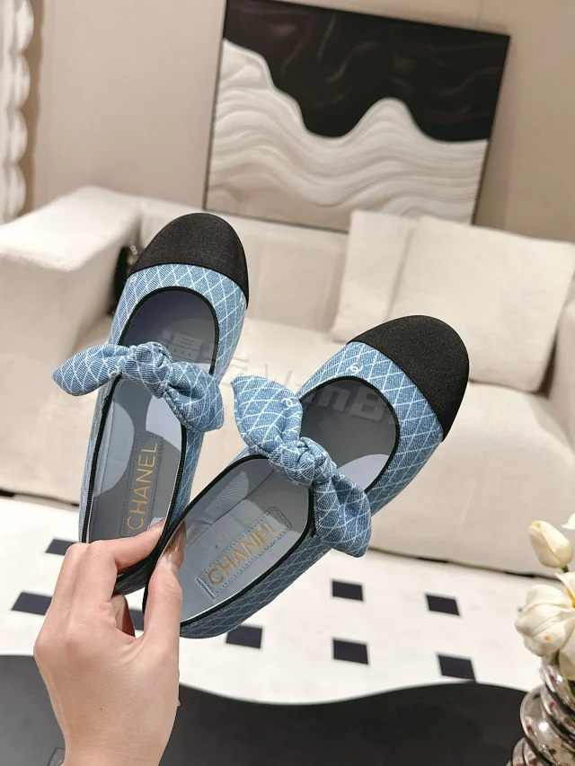 Chanel Leather Shoes Bow Cap-Toe Ballet Flats product detail image 44