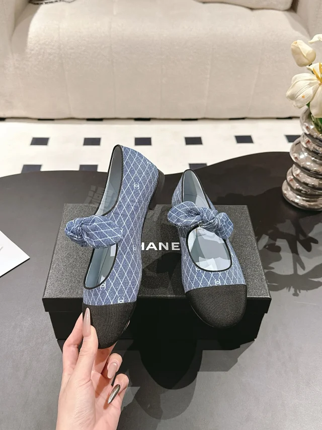 Chanel Leather Shoes Bow Cap-Toe Ballet Flats product detail image 42