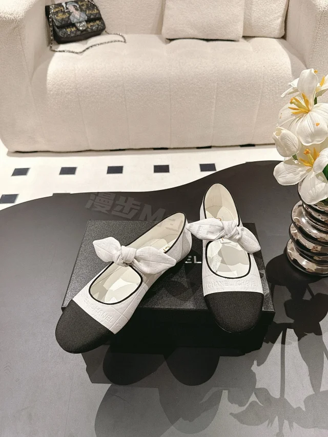Chanel Leather Shoes Bow Cap-Toe Ballet Flats product detail image 16