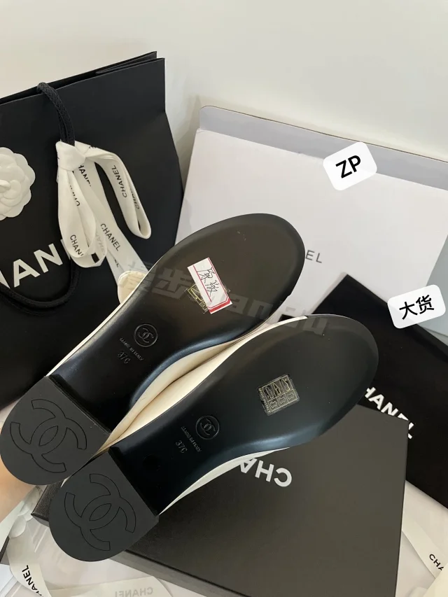 Chanel Leather Shoes Bow Cap-Toe Ballet Flats product detail image 12