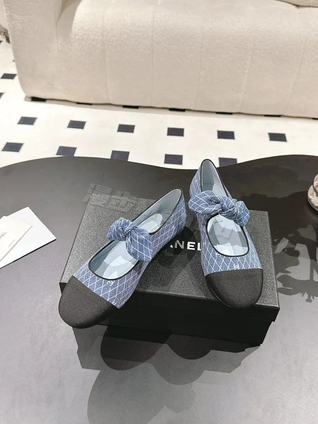 Chanel Leather Shoes Bow Cap-Toe Ballet Flats product detail image 36