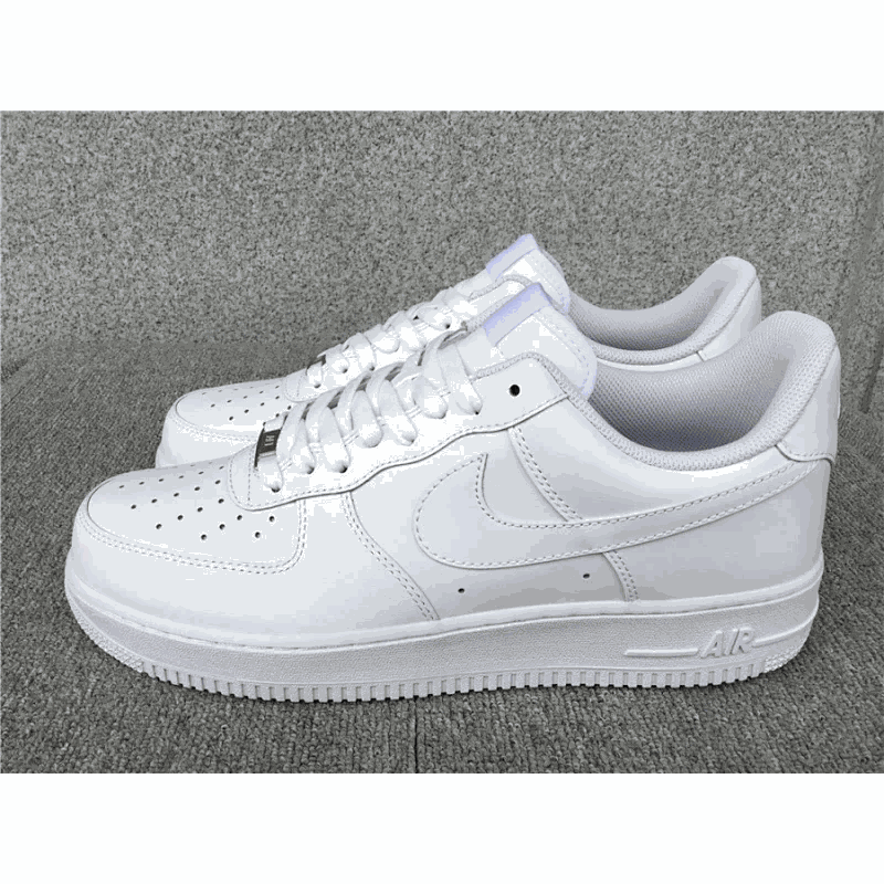 Nike Air Force 1 White Low Top Sneakers - 133939