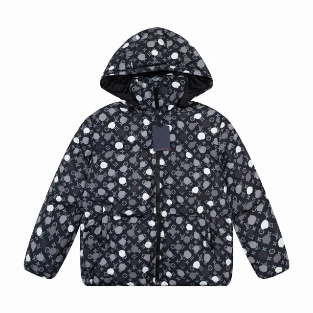 Louis Vuitton Hoodies & Sweatshirts Pullover with graphic and monogram designs product detail image 9