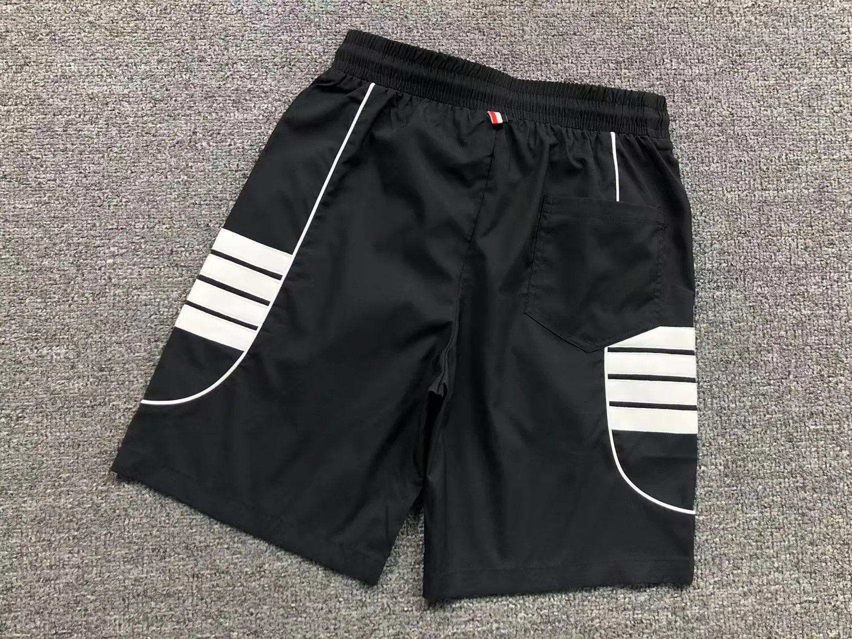 Thom Browne Stripe-Trimmed Waffle Knit Shorts Black - 17