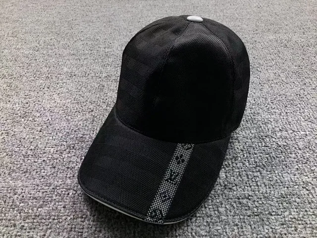Louis Vuitton Hats Embossed Monogram Baseball Cap product detail image 13